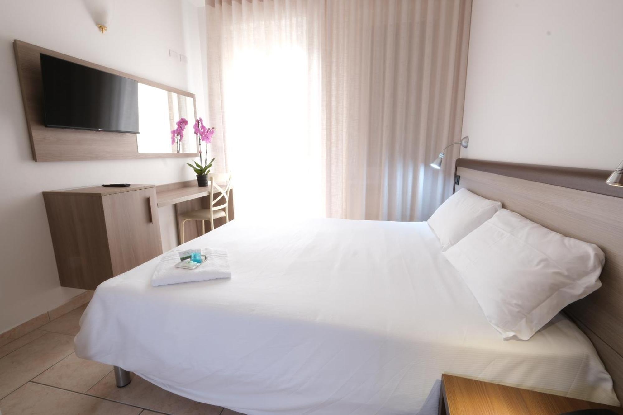 Hotel Nuovo Metro Mediolan Zewnętrze zdjęcie